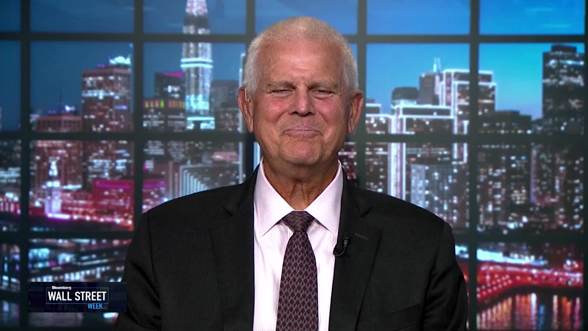 美国股市的尾部风险：联邦储备、人工智能、选举